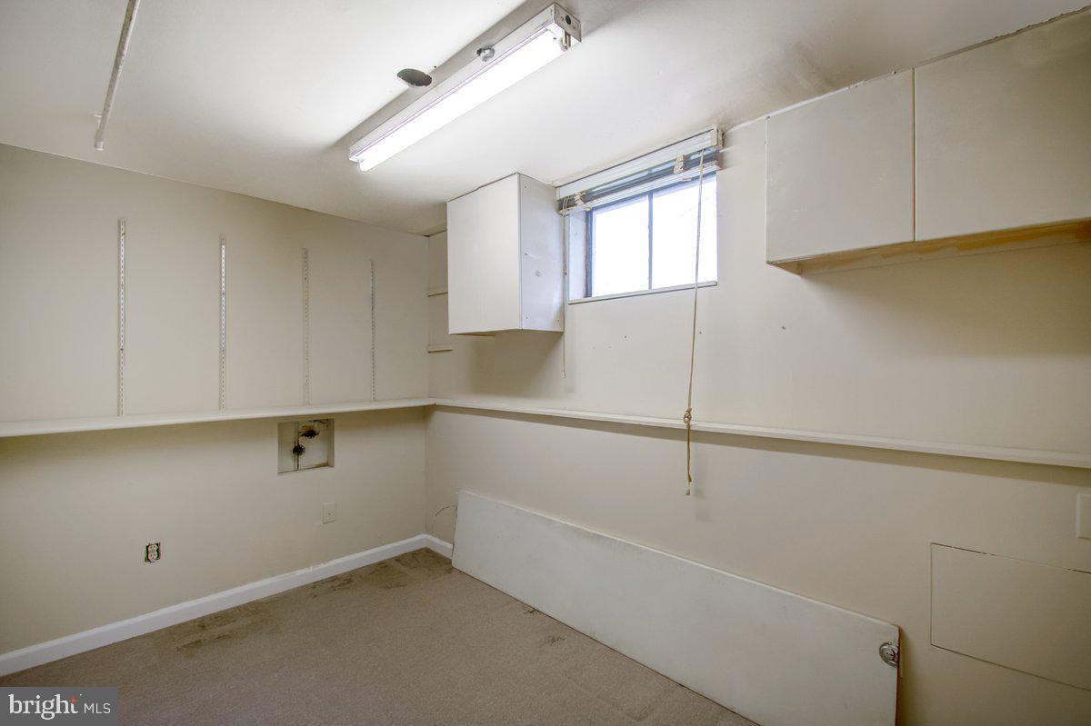 LANDOVER ESTATES - Residential