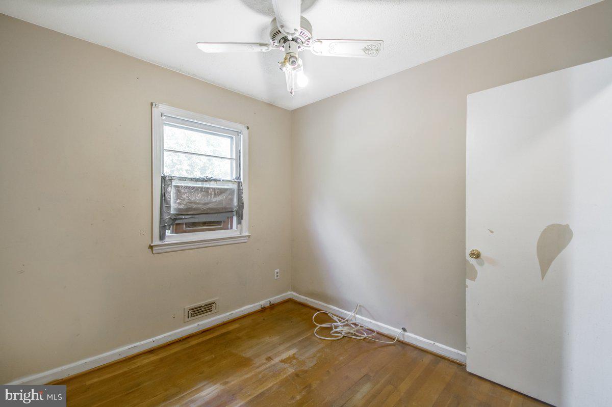 LANDOVER ESTATES - Residential