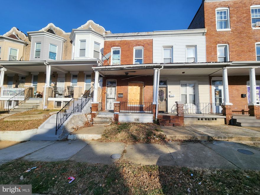 ONLINE AUCTION: Bidding begins 1/6/2026 @ 10:00 AM. Bidding ends 1/8/2026 @ 11:20 AM. List Price is Suggested Opening Bid. Deposit: $5,000.
2 Story Townhouse located in the Rosemont area.
JUST MINUTES to Gwynns Falls Park.
Easy access to major traffic artery Hilton Pkwy.
Property is vacant.