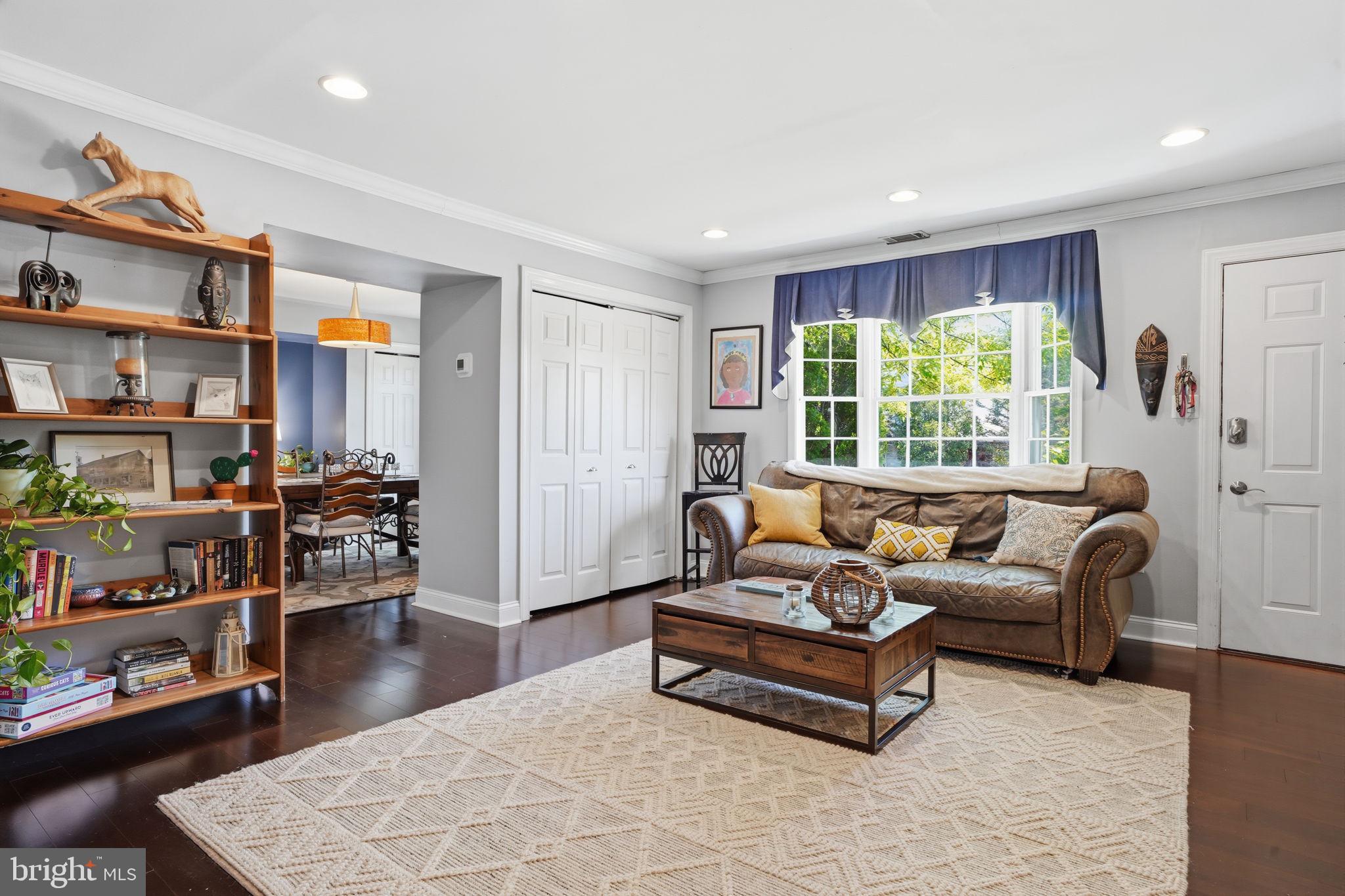 WHITPAIN HILLS - Residential