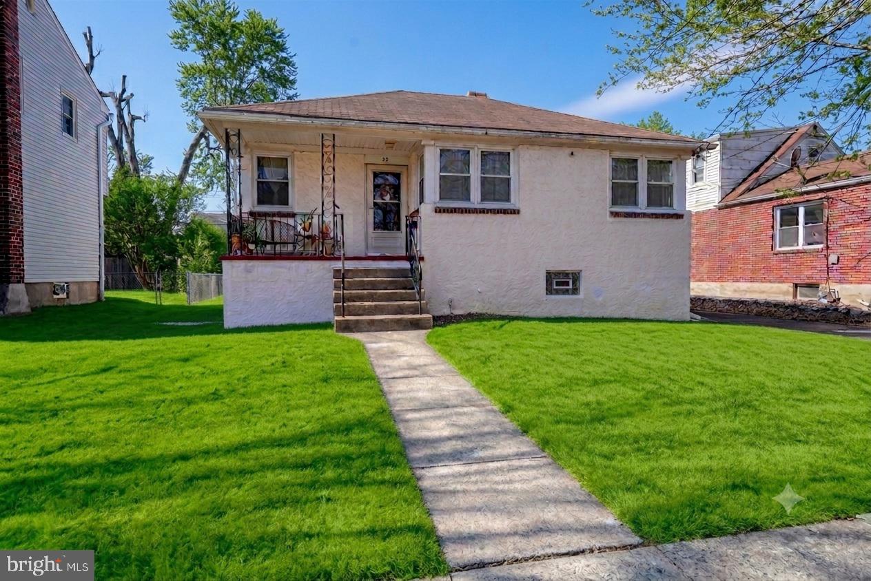 32 BONSALL AVENUE