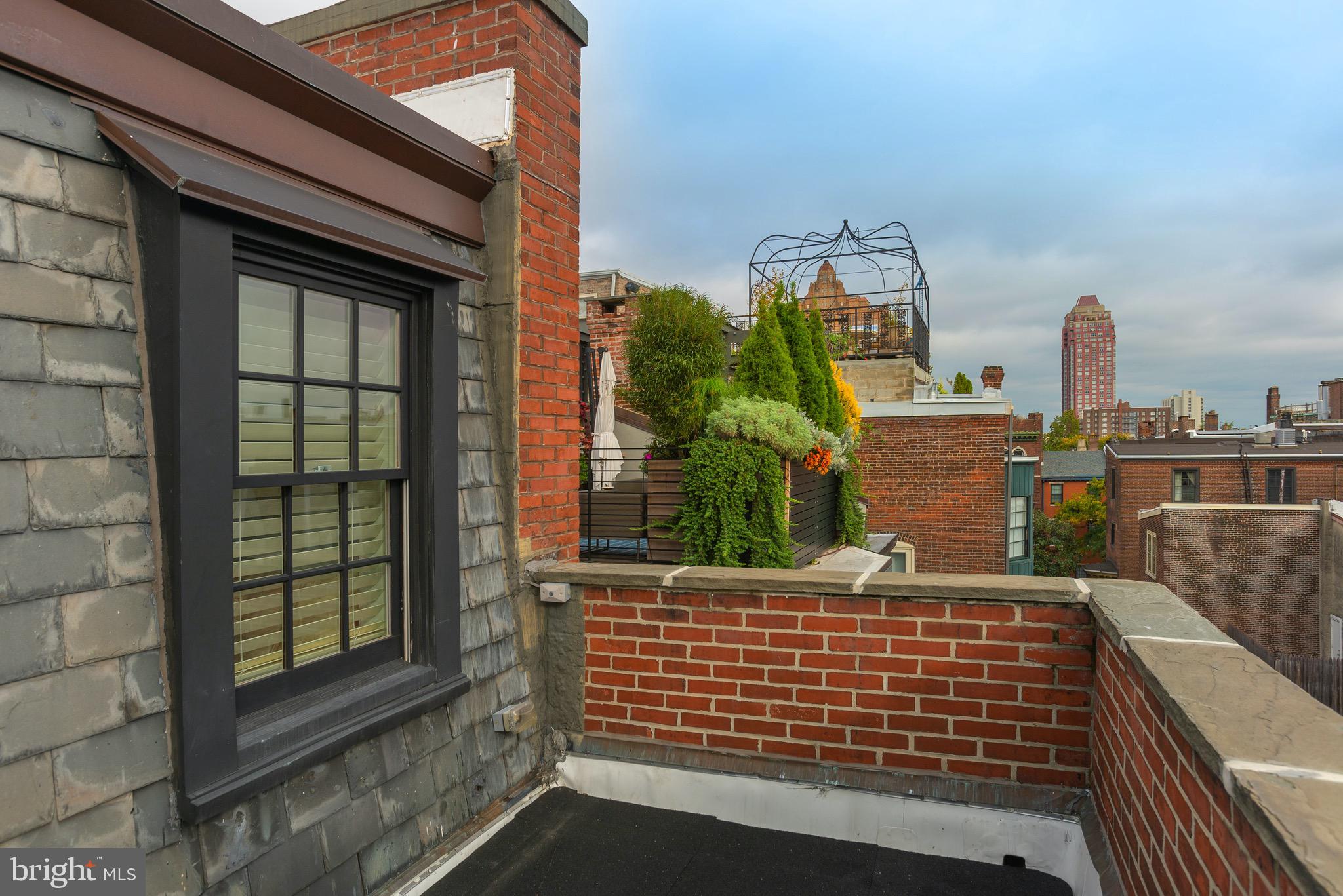 RITTENHOUSE SQUARE - Residential