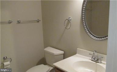 STRATFORD PLACE - Residential Lease