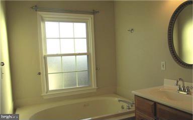 STRATFORD PLACE - Residential Lease