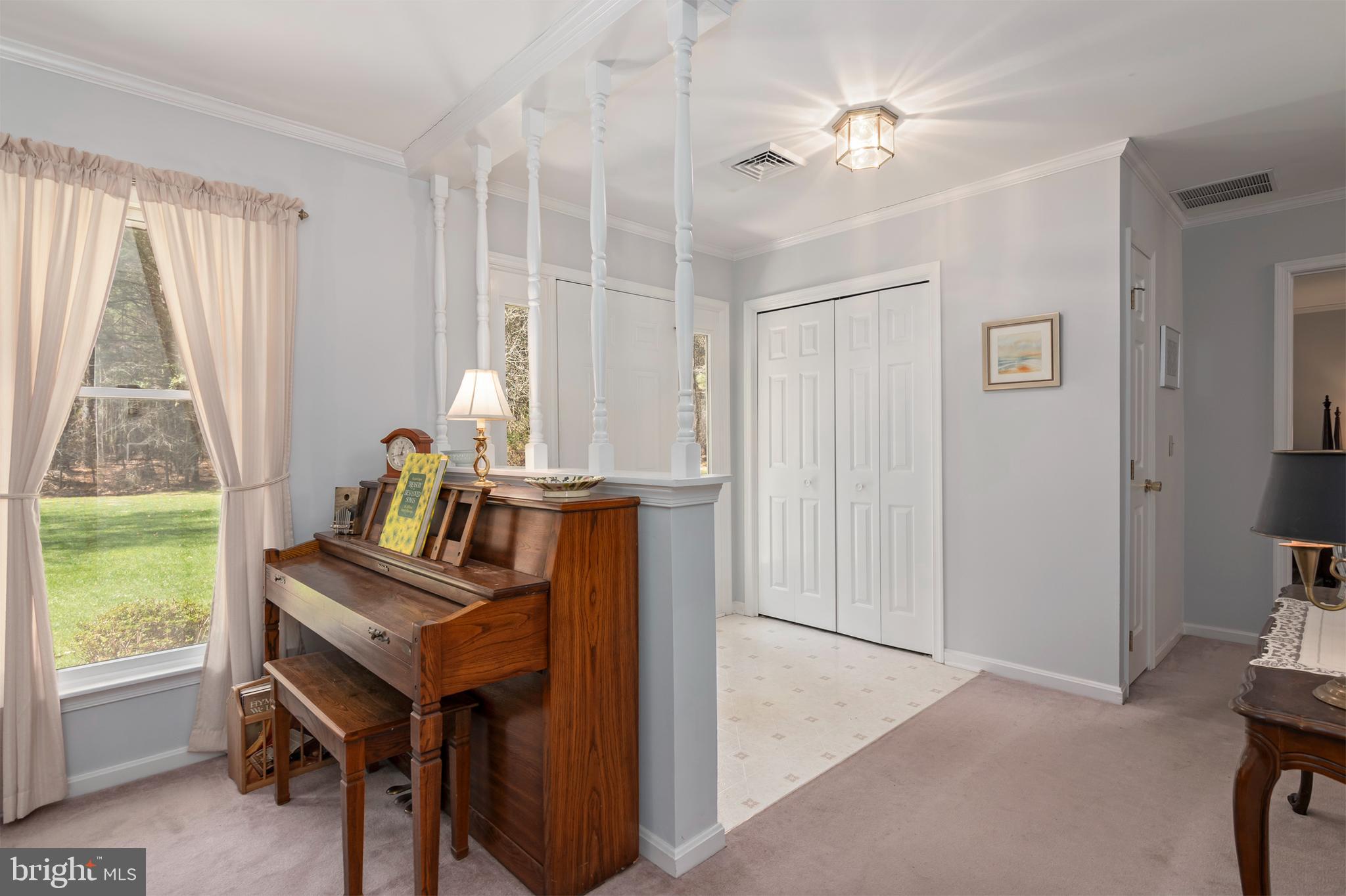 ROYAL OAK - Residential