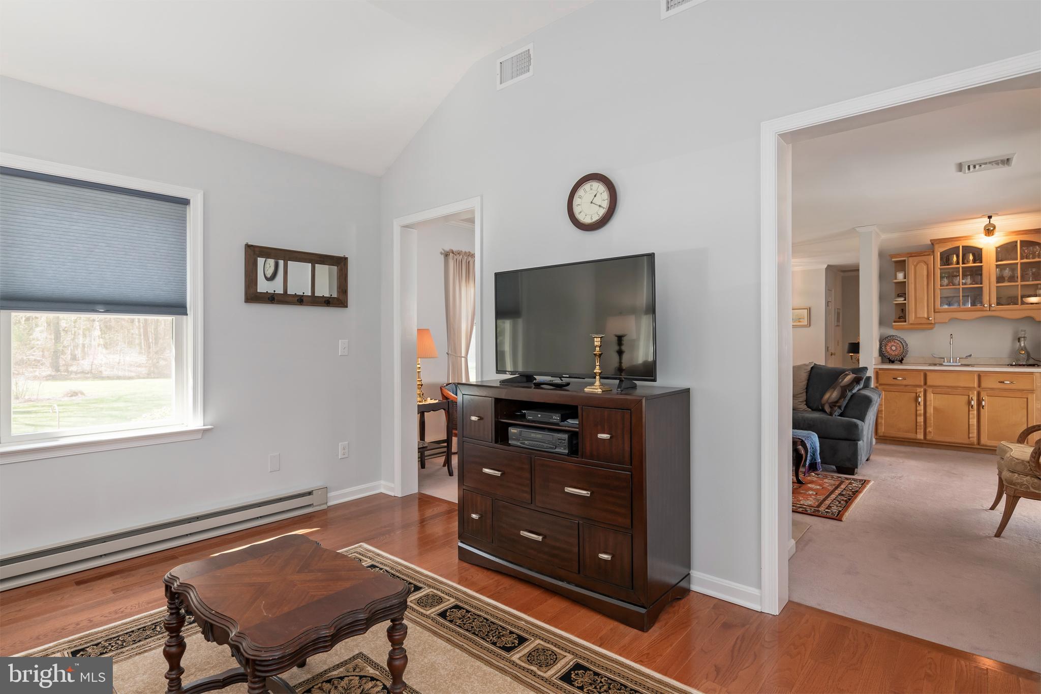 ROYAL OAK - Residential