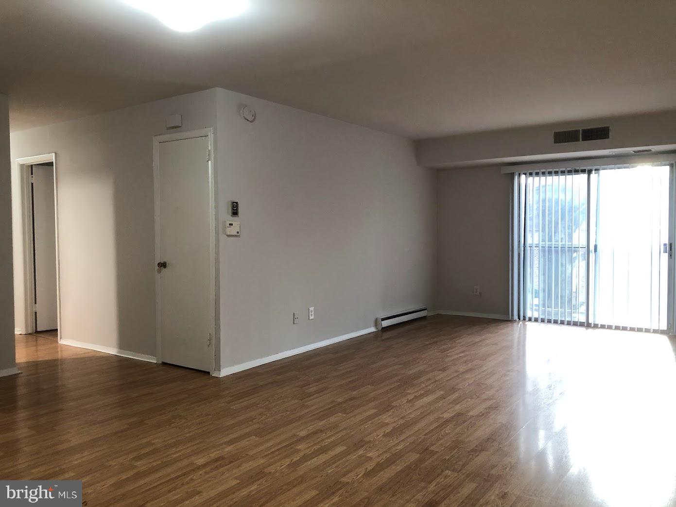 PEMBROOKE - Residential Lease