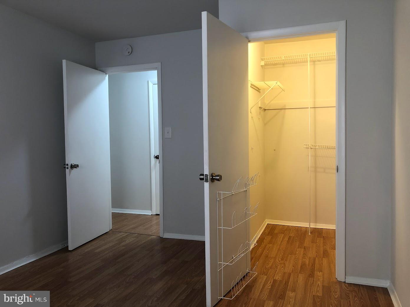 PEMBROOKE - Residential Lease