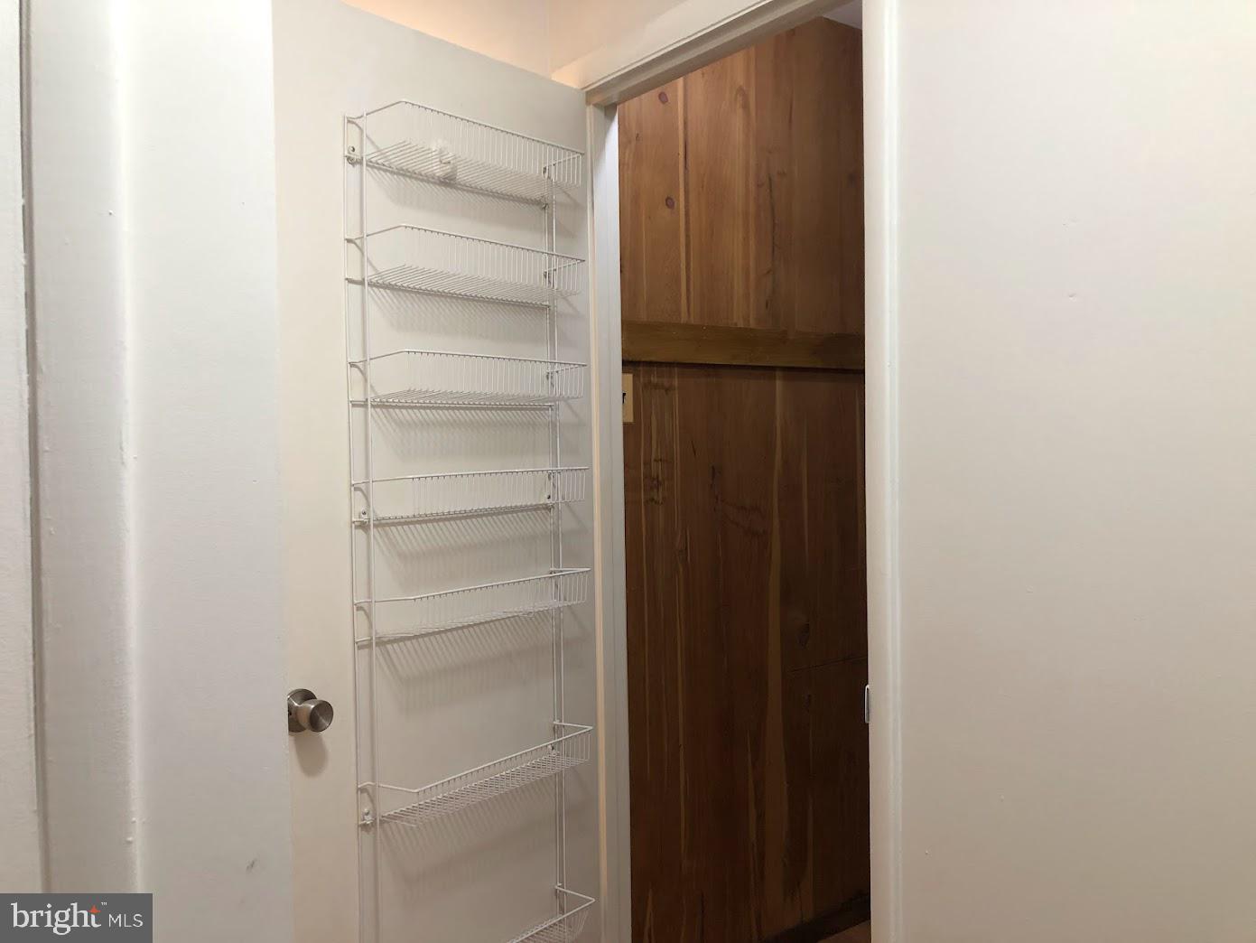 PEMBROOKE - Residential Lease