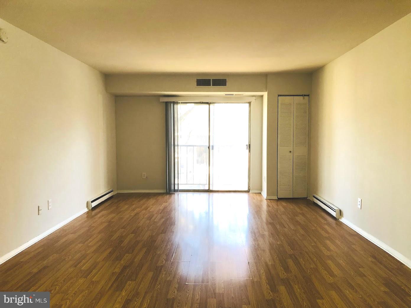 PEMBROOKE - Residential Lease