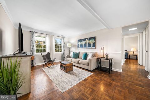 6725 W WAKEFIELD DRIVE B1 ALEXANDRIA VA 22307