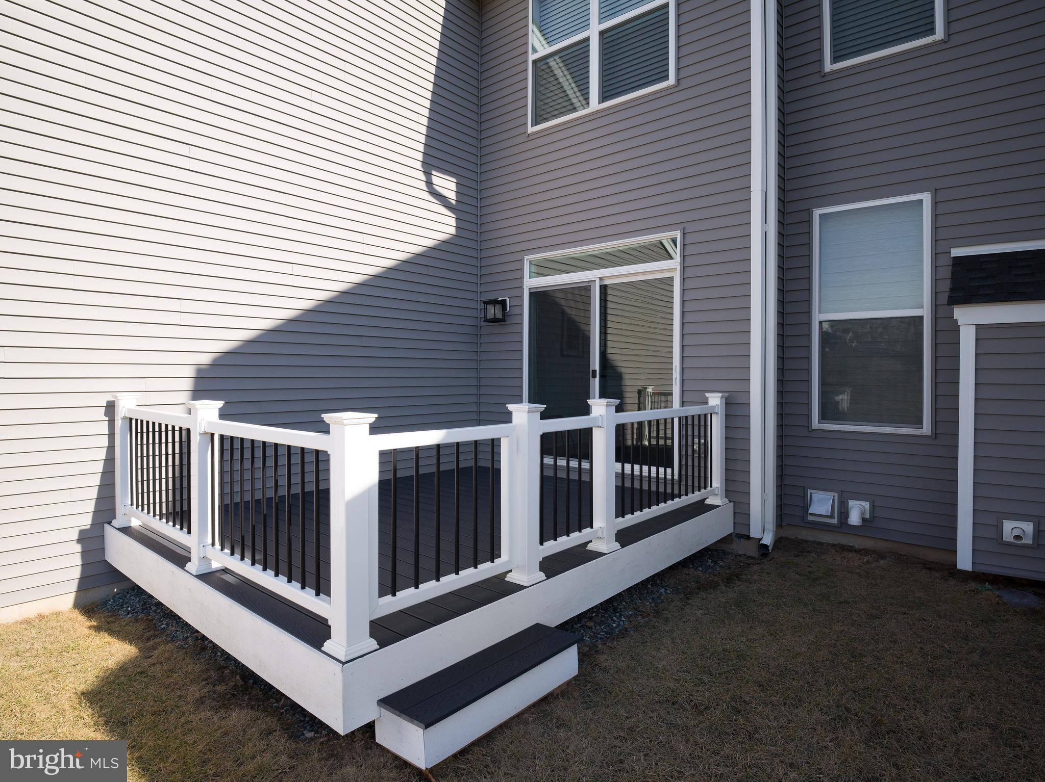 RESERVE AT CENTER SQUARE - Residential