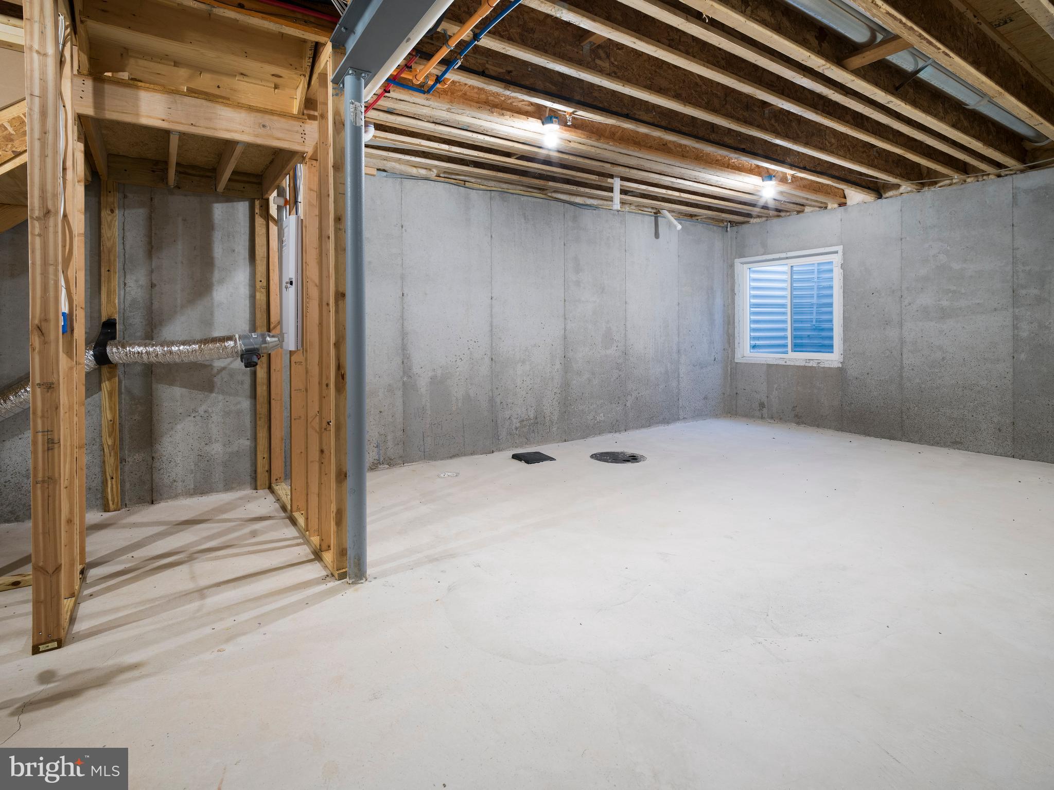 RESERVE AT CENTER SQUARE - Residential