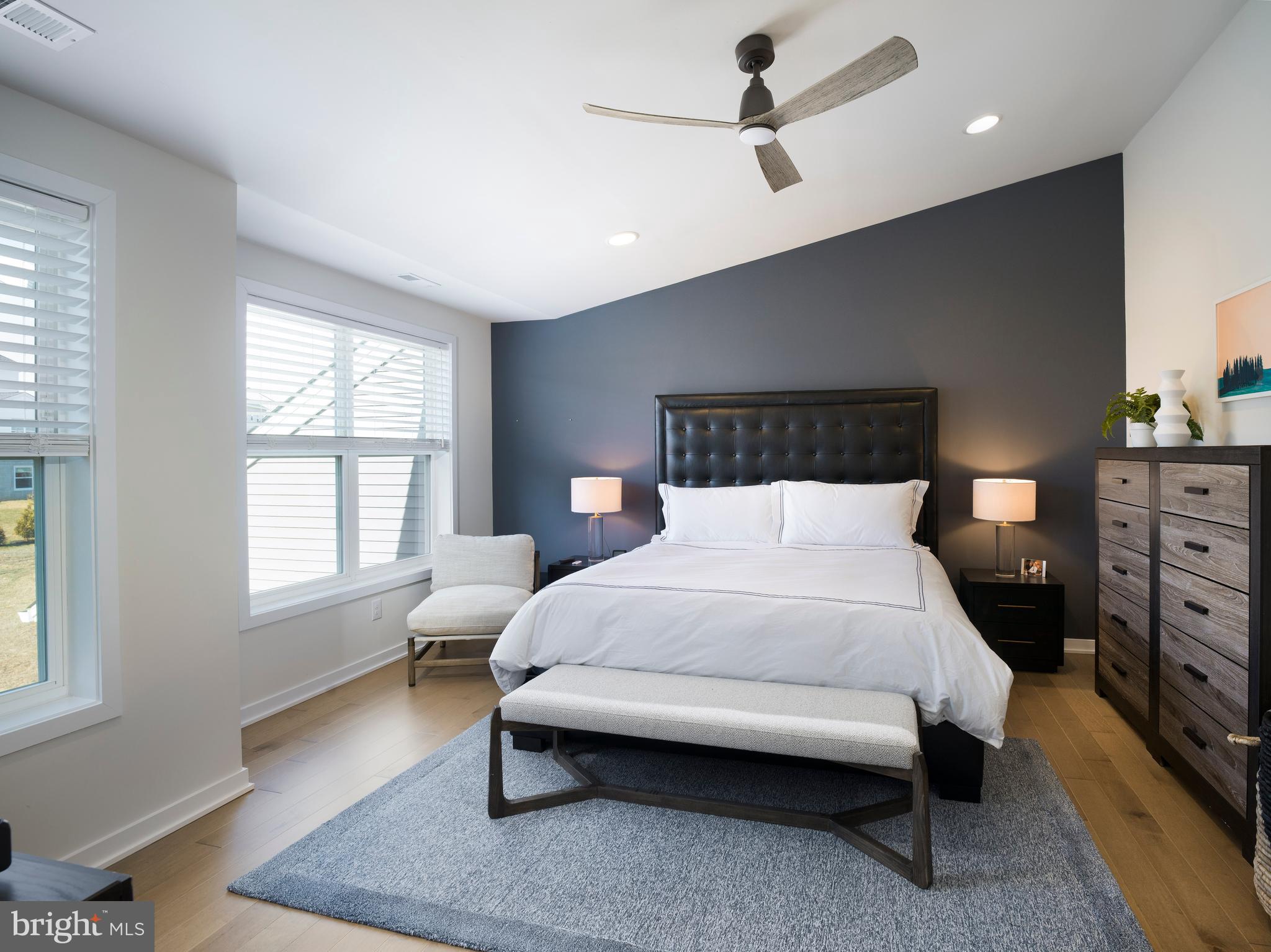 RESERVE AT CENTER SQUARE - Residential