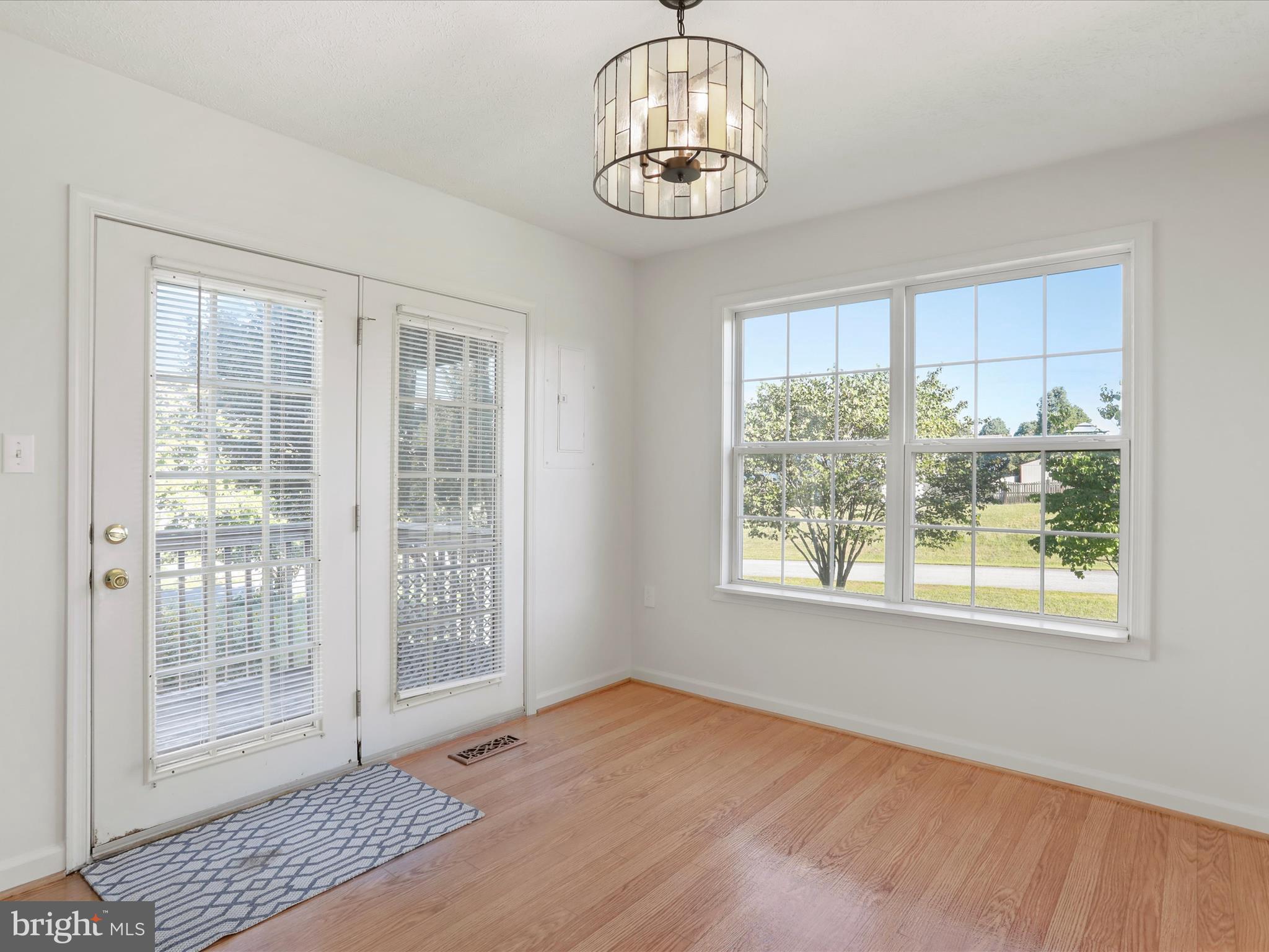 BRIAR RUN - Residential