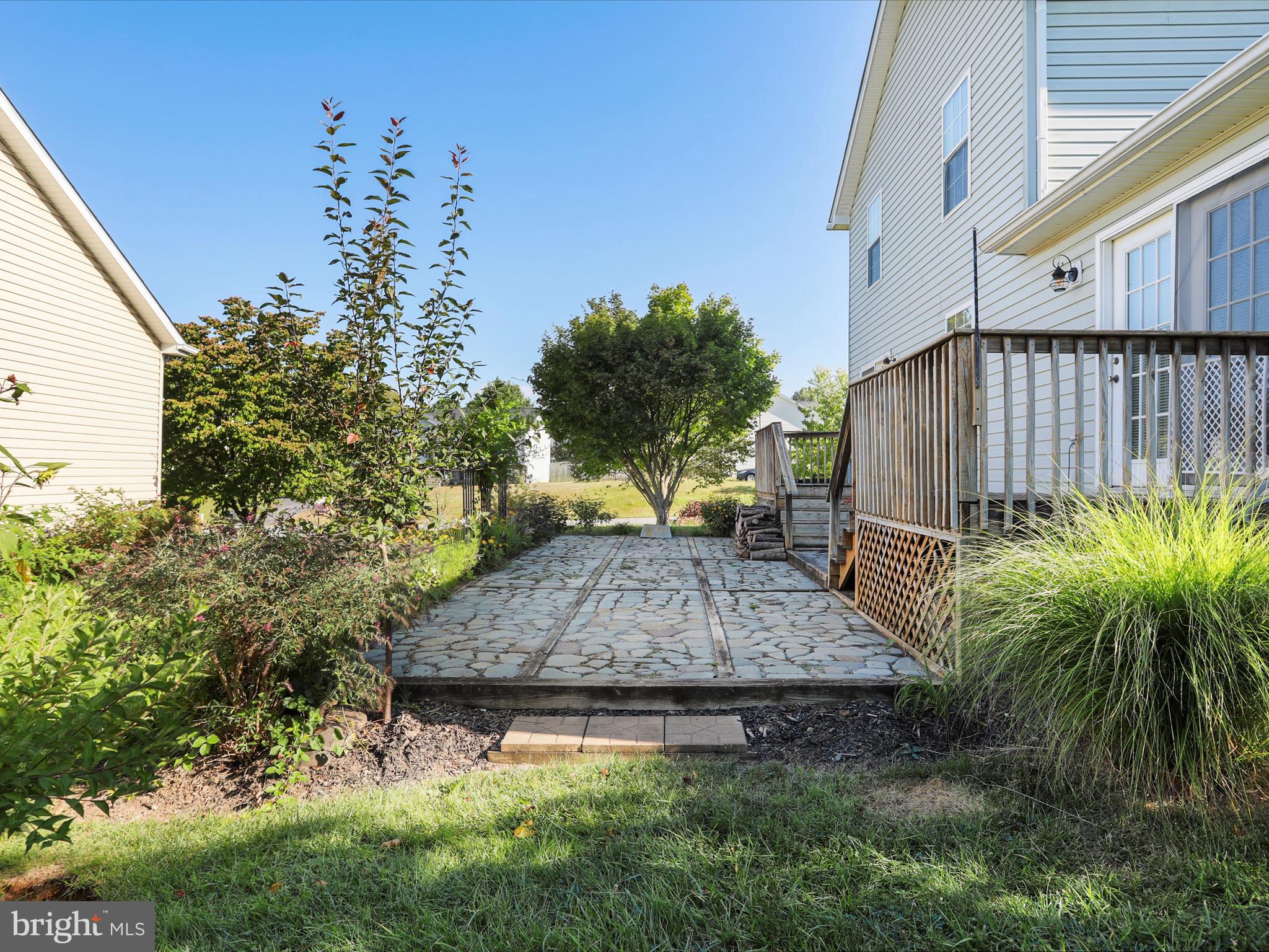 BRIAR RUN - Residential