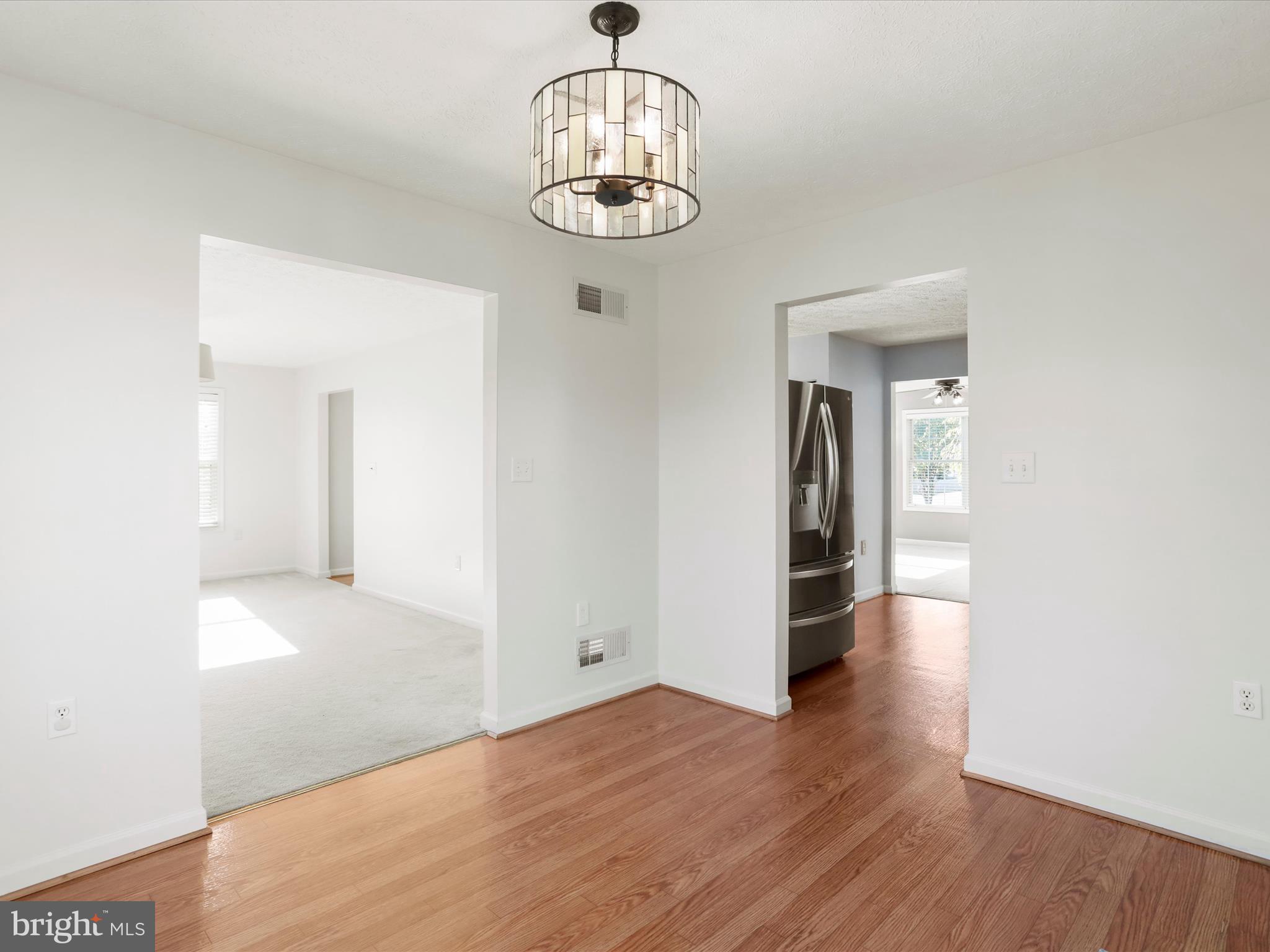 BRIAR RUN - Residential