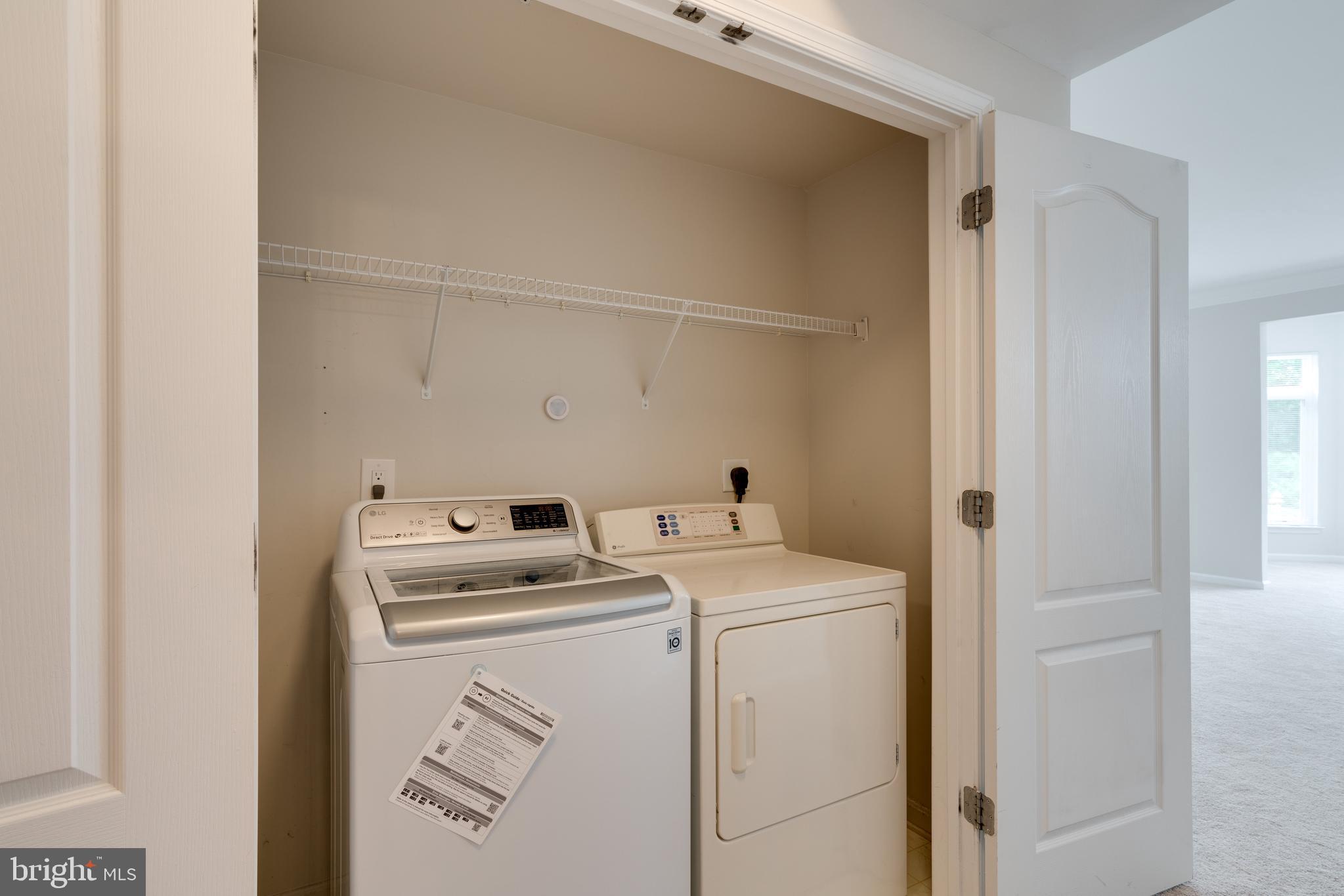 POTOMAC POINTE CONDOMINI - Residential Lease