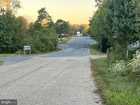Photo of Potomac Creek Dr #B, FREDERICKSBURG, VA 22405 (MLS # VAST2043340)