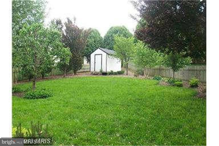 ARROWOOD - Residential Lease