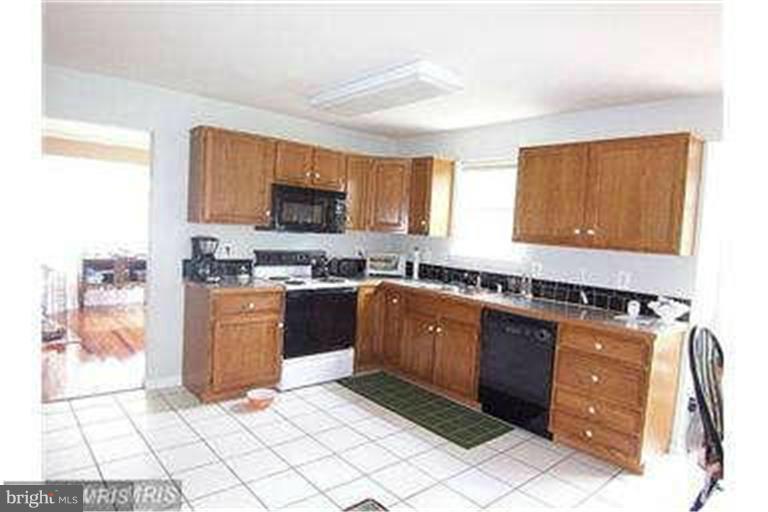 ARROWOOD - Residential Lease