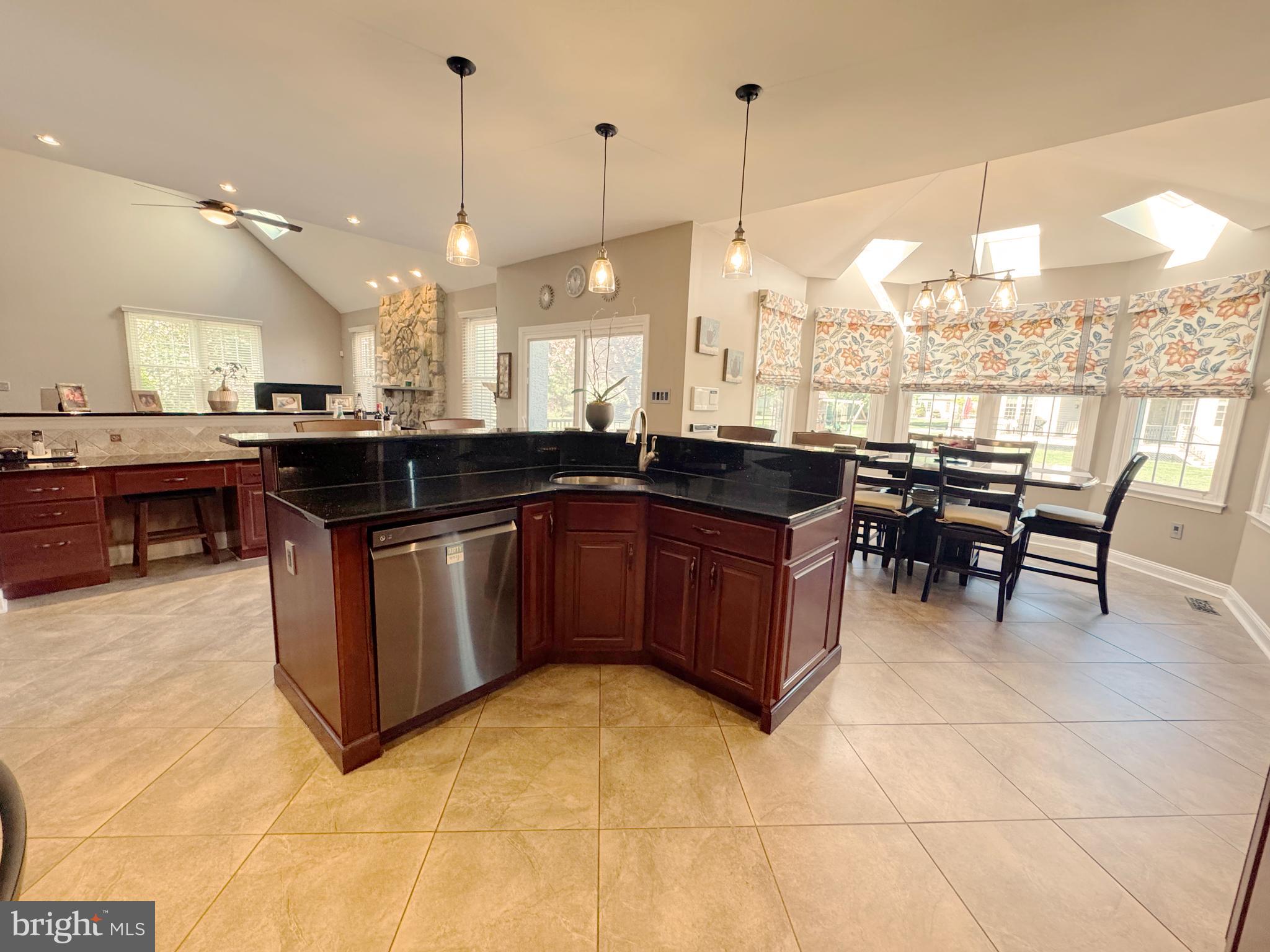 CEDAR GROVE FARM - Residential