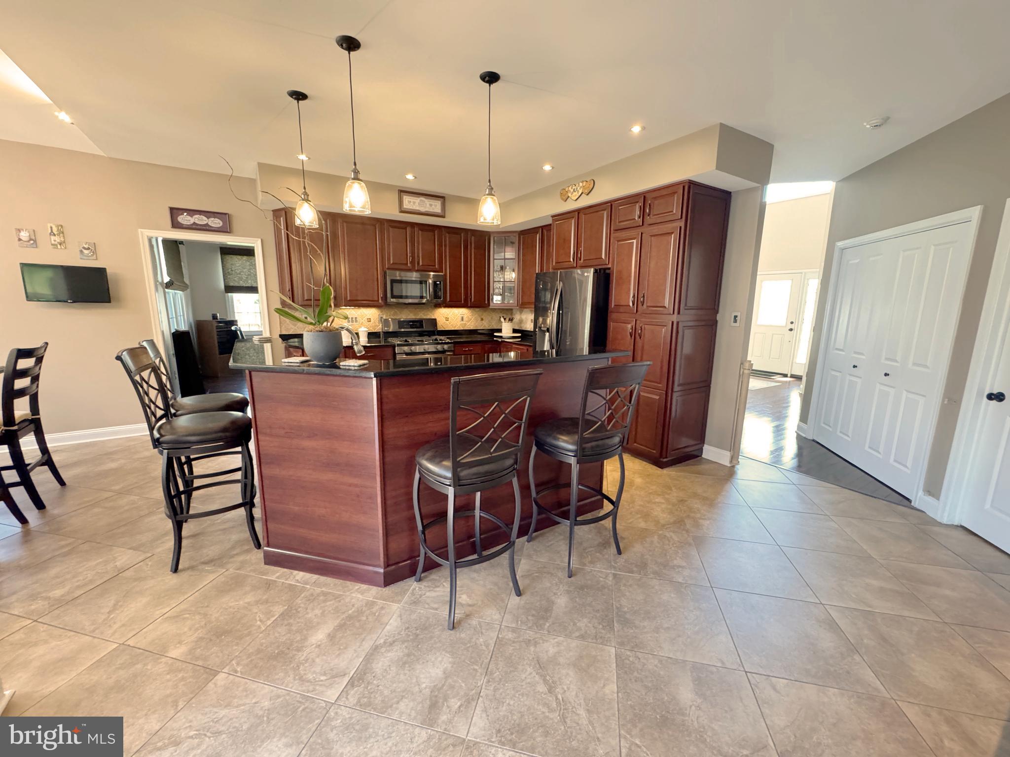 CEDAR GROVE FARM - Residential