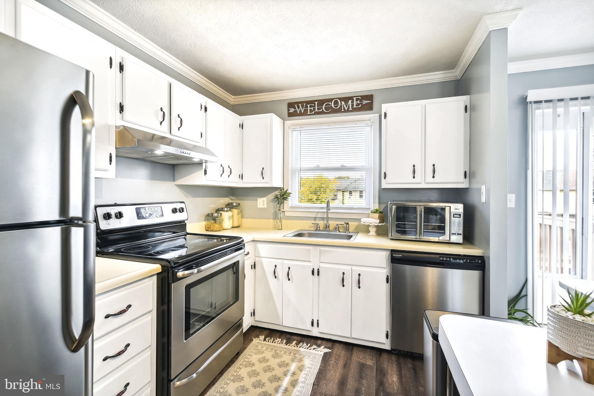 KINGS COURT - Residential