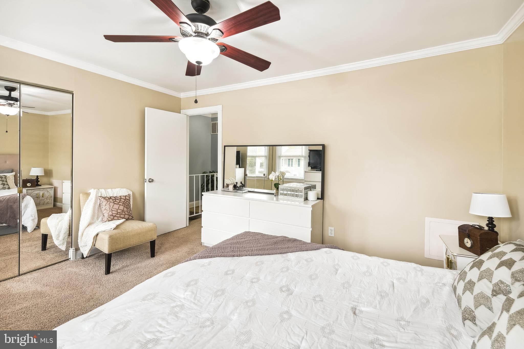 KINGS COURT - Residential