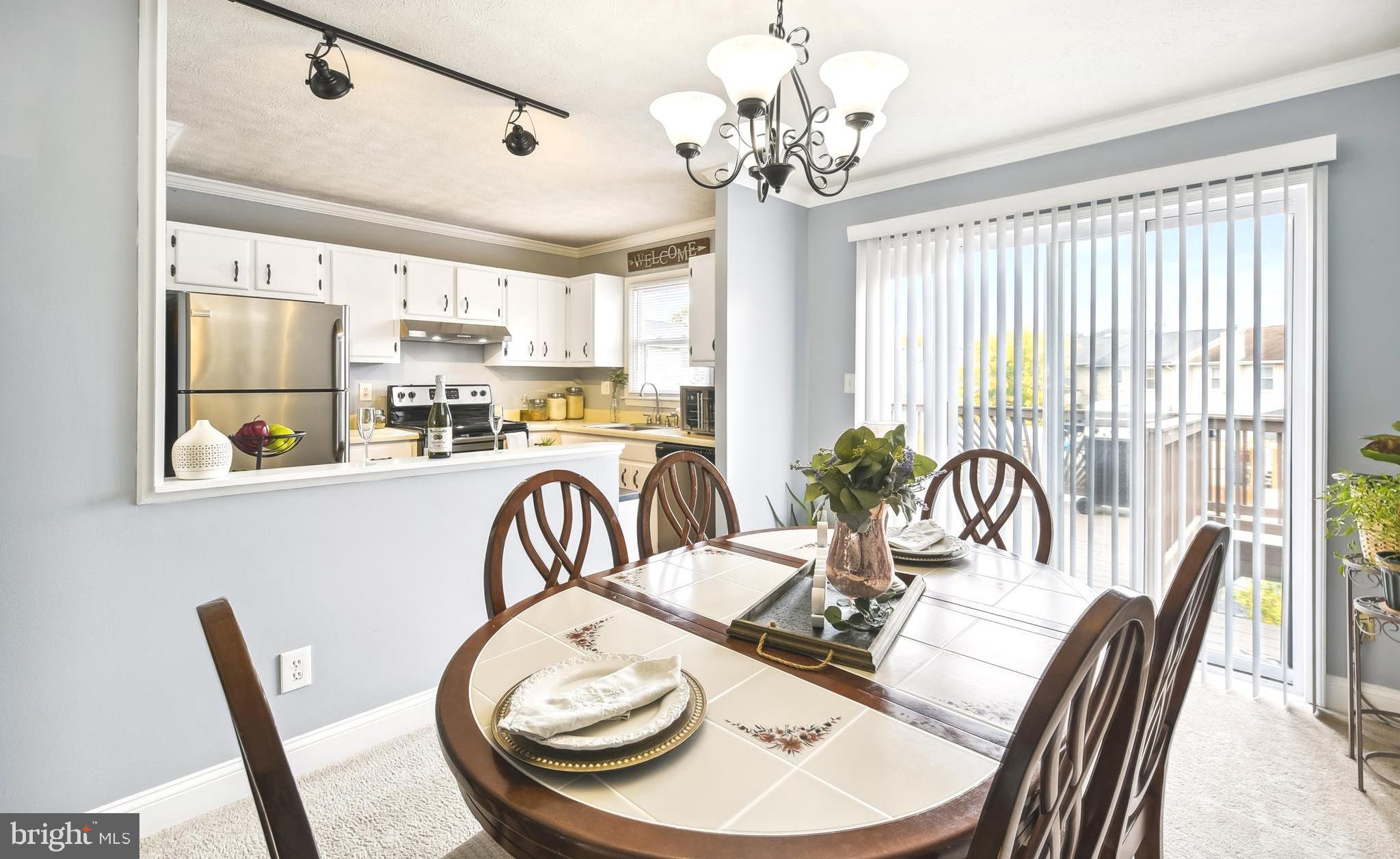 KINGS COURT - Residential