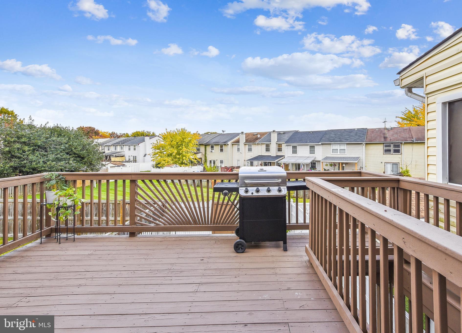 KINGS COURT - Residential