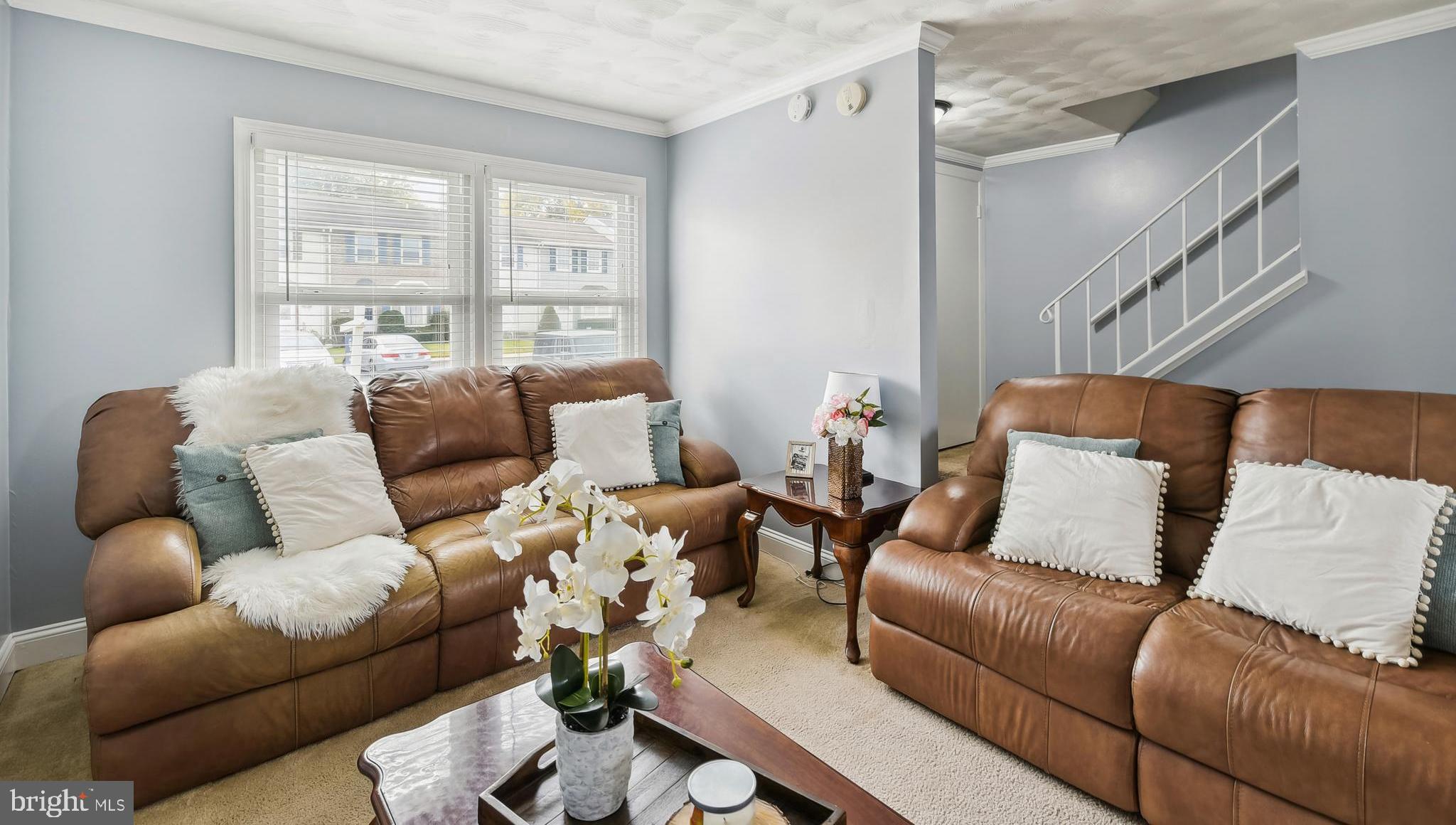 KINGS COURT - Residential