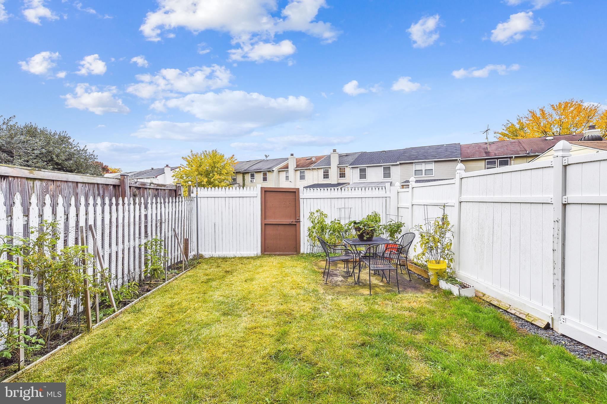 KINGS COURT - Residential