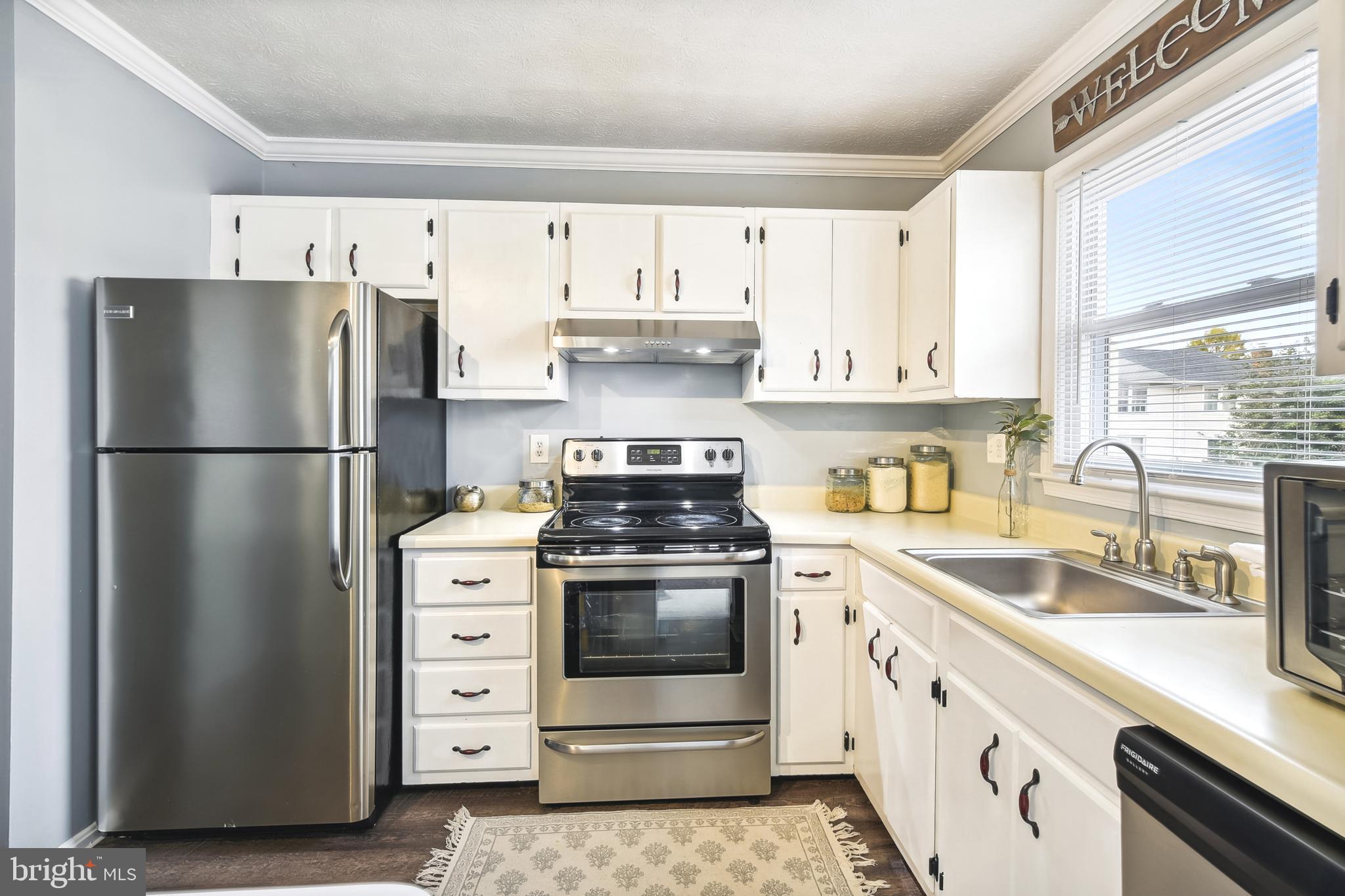 KINGS COURT - Residential