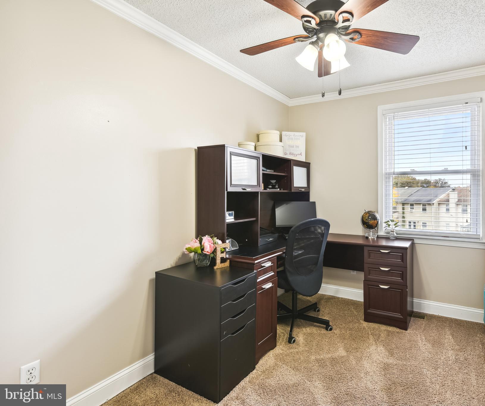 KINGS COURT - Residential