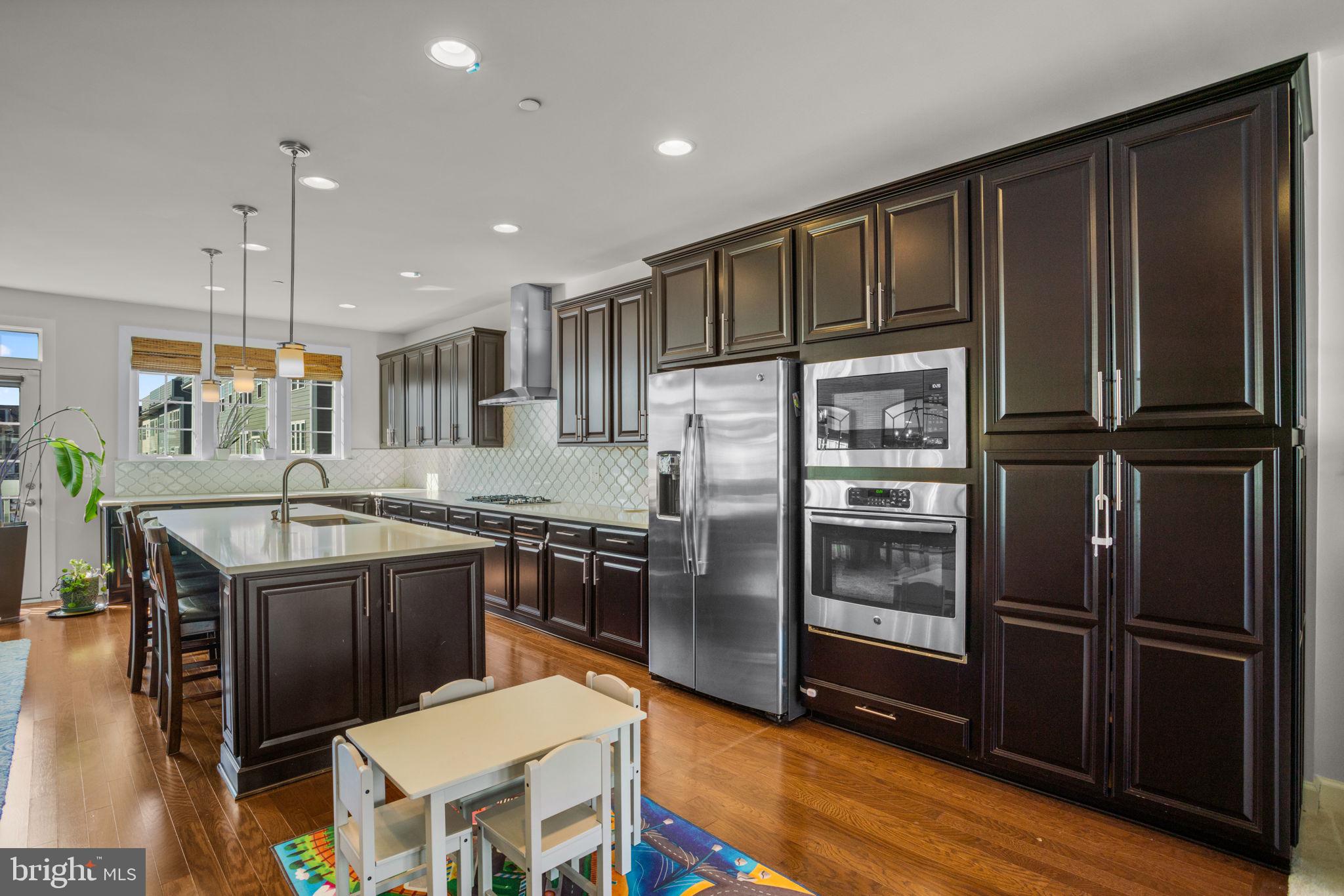 5965 GLEN WILLOW WAY