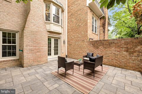 Tiny photo for 4619 4th Road N, ARLINGTON, VA 22203 (MLS # VAAR2072976)
