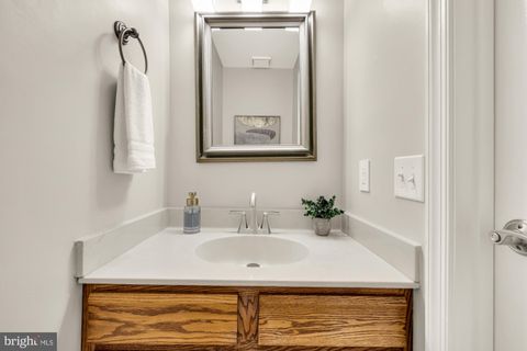 Tiny photo for 4619 4th Road N, ARLINGTON, VA 22203 (MLS # VAAR2072976)