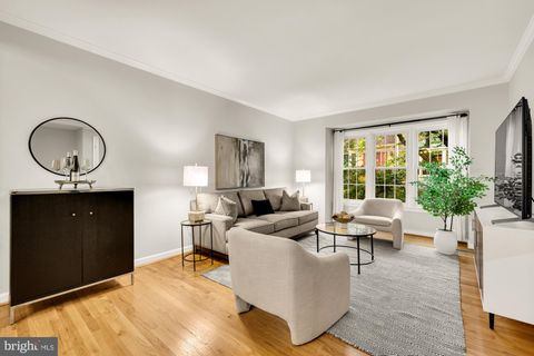 Tiny photo for 4619 4th Road N, ARLINGTON, VA 22203 (MLS # VAAR2072976)
