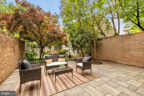 Tiny photo for 4619 4th Road N, ARLINGTON, VA 22203 (MLS # VAAR2072976)