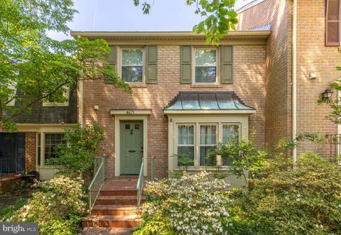 Photo of 4619 4th Road N, ARLINGTON, VA 22203 (MLS # VAAR2072976)