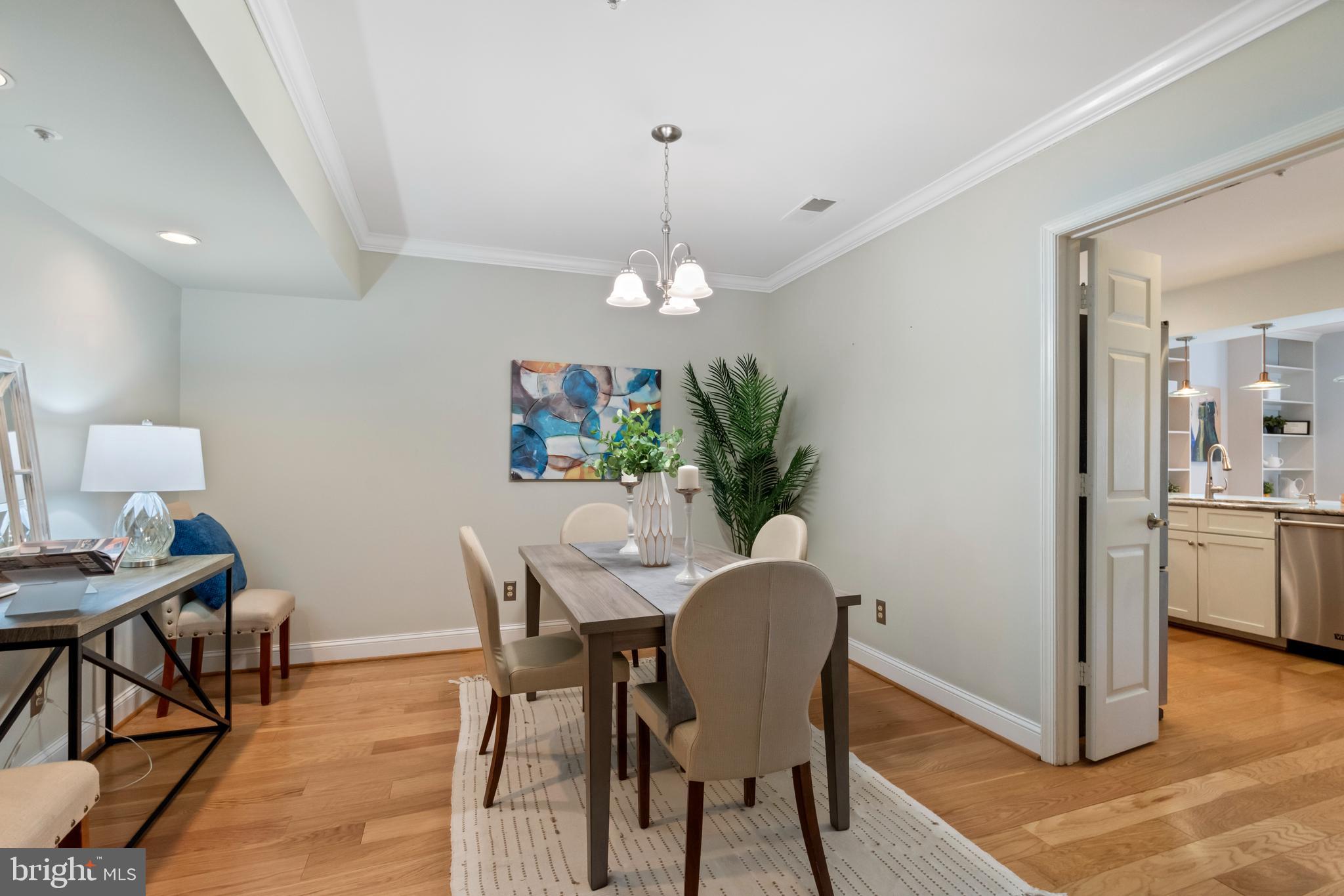 BELMONT FOREST - Residential