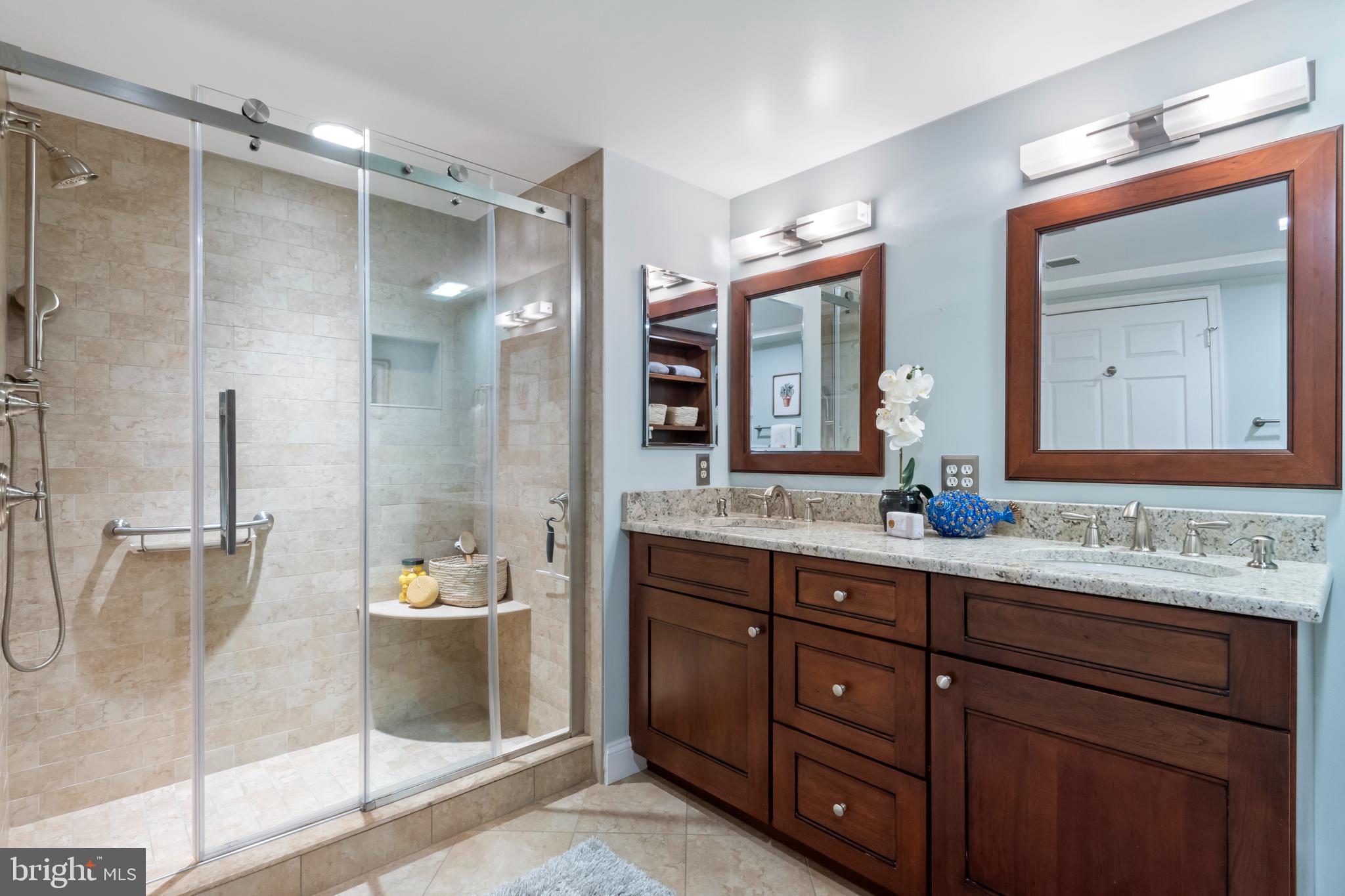 BELMONT FOREST - Residential