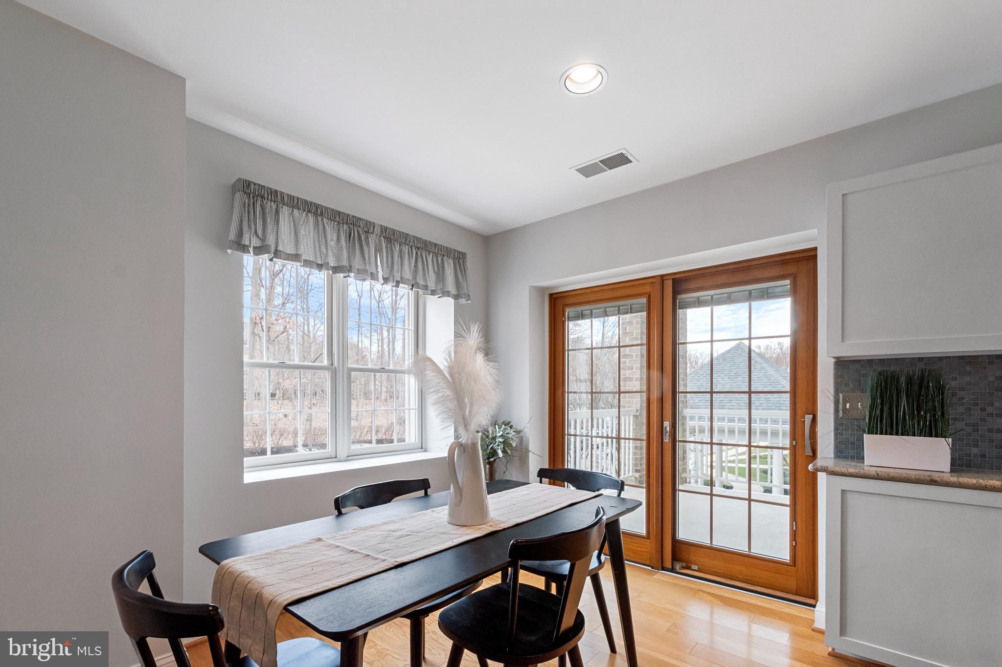 BELMONT FOREST - Residential