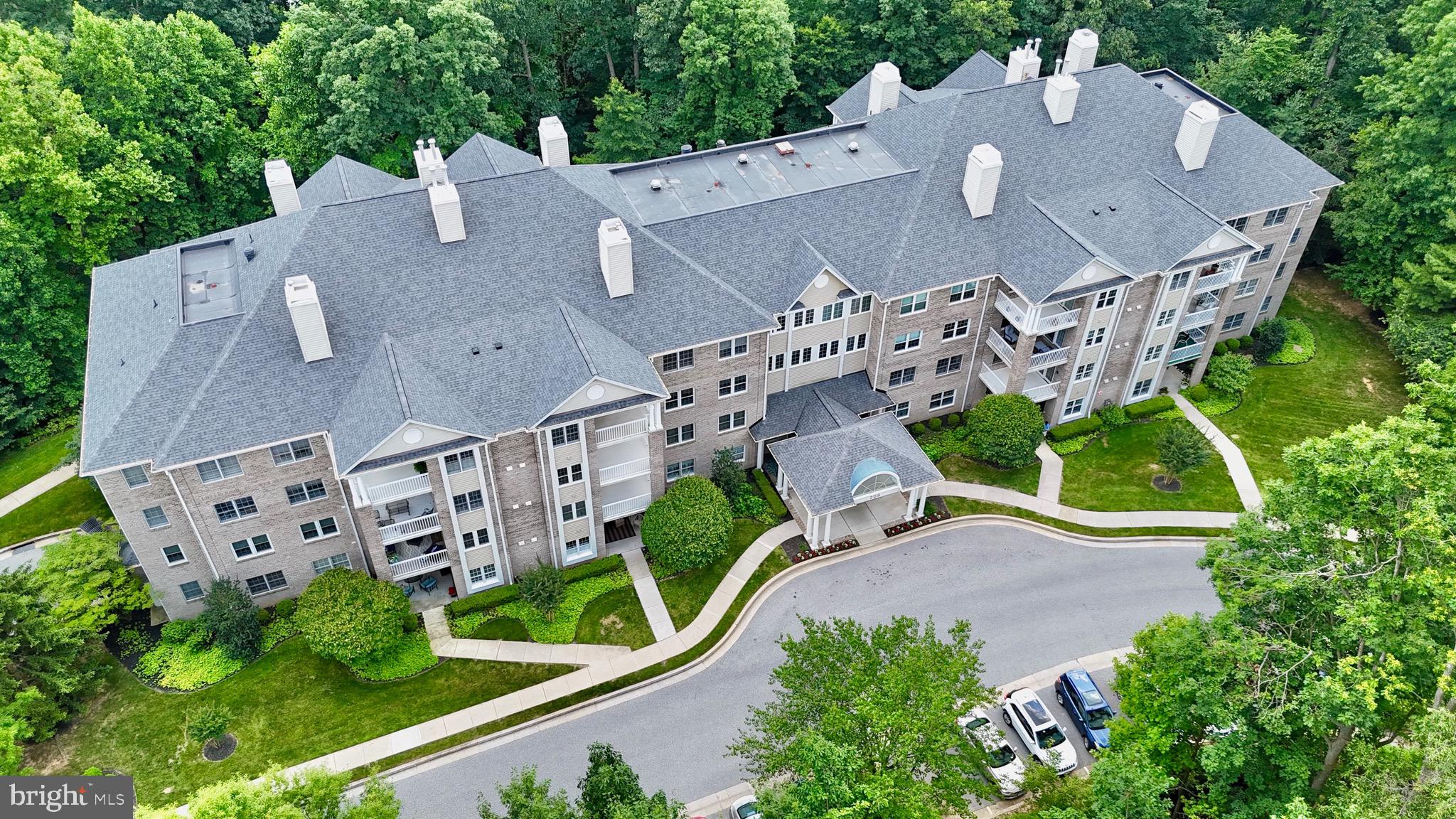 BELMONT FOREST - Residential