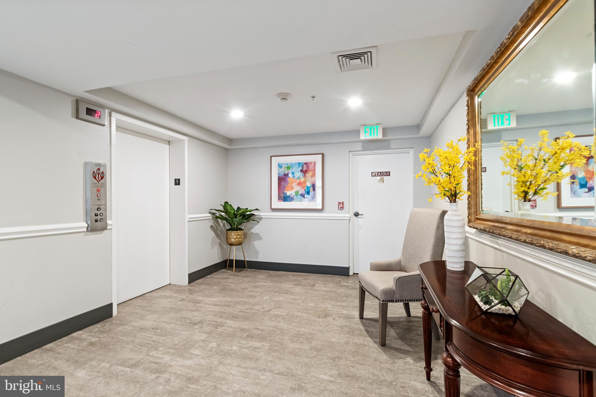 BELMONT FOREST - Residential