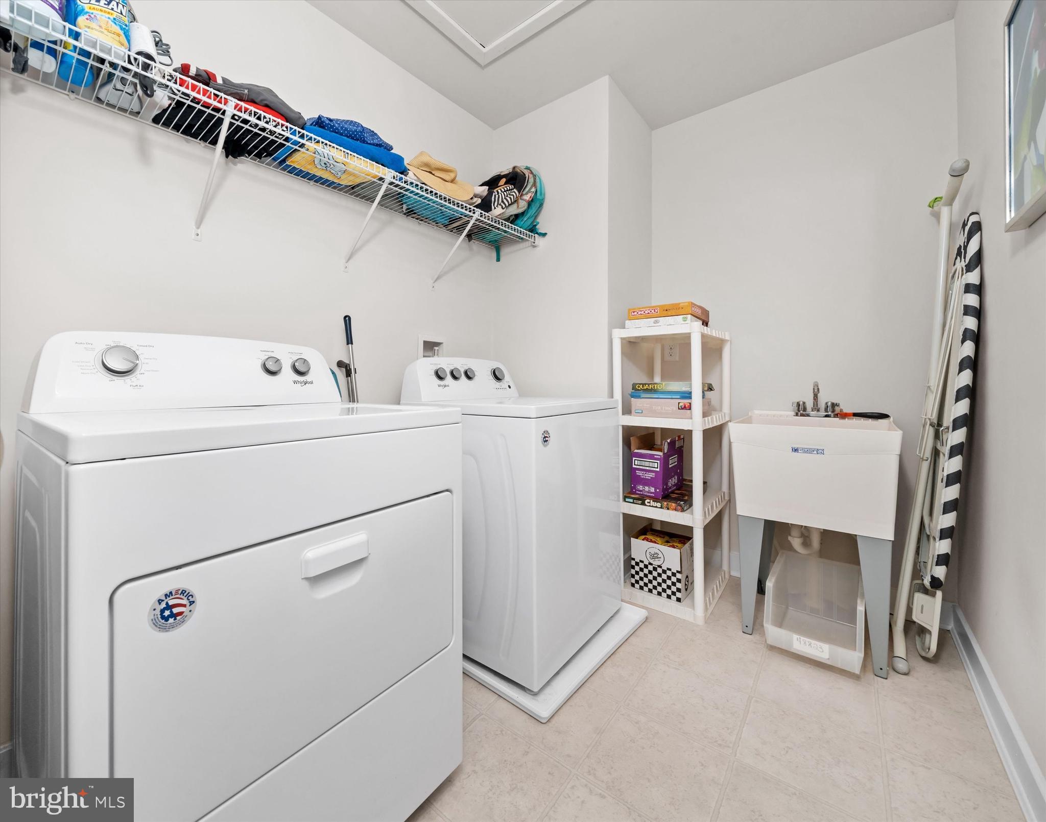 SINCLAIR SPRINGS - Residential