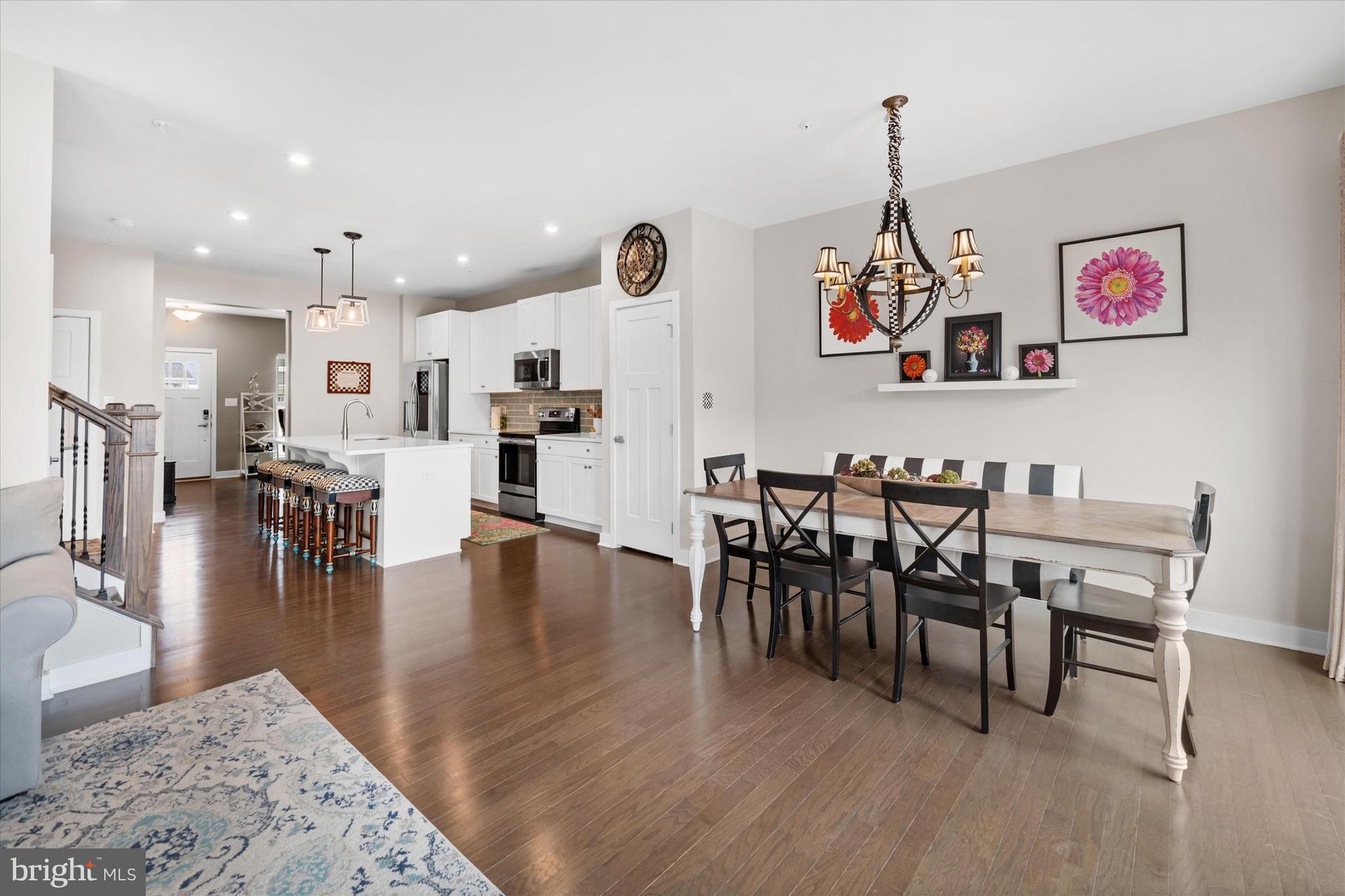 SINCLAIR SPRINGS - Residential