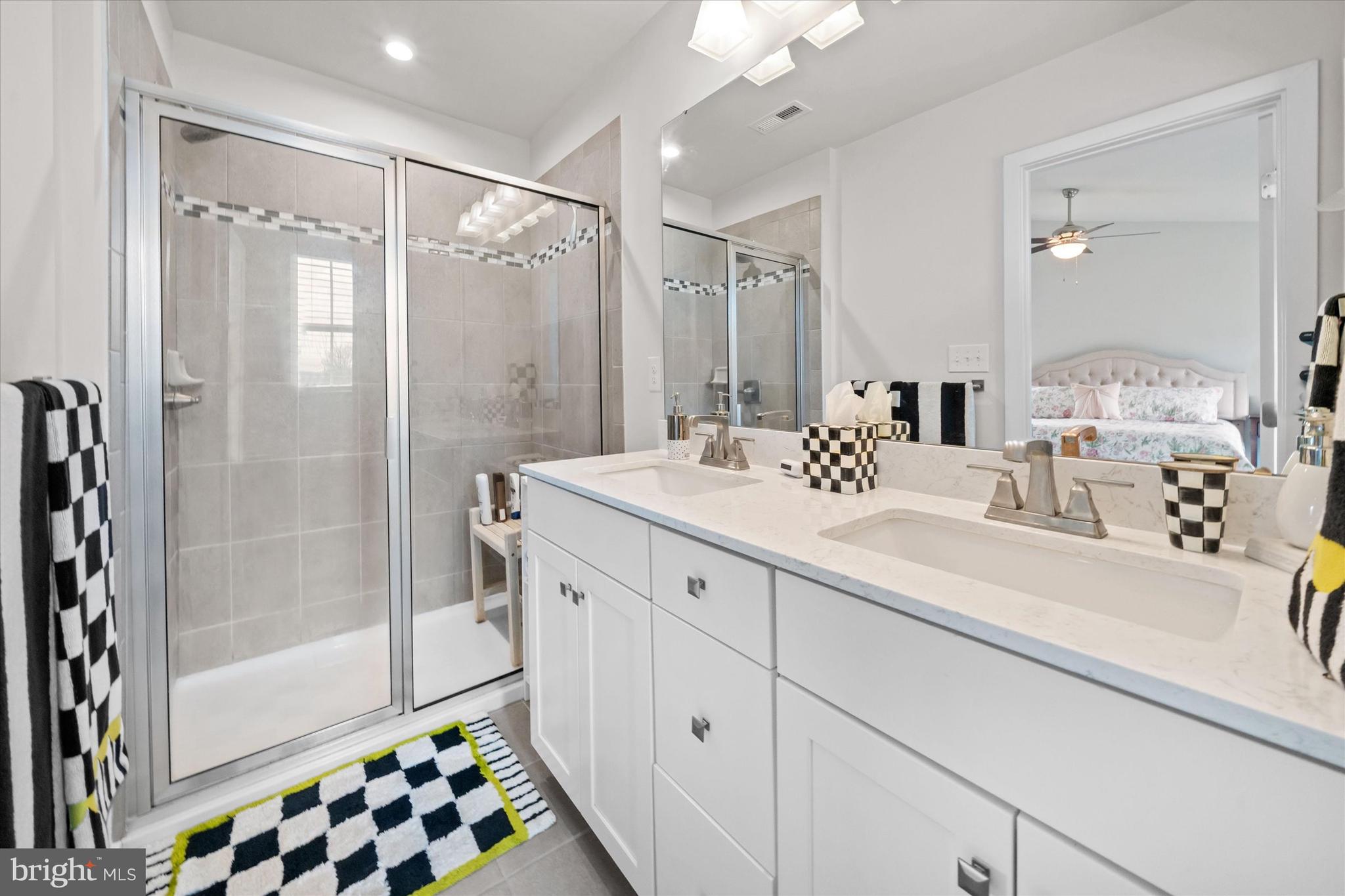 SINCLAIR SPRINGS - Residential