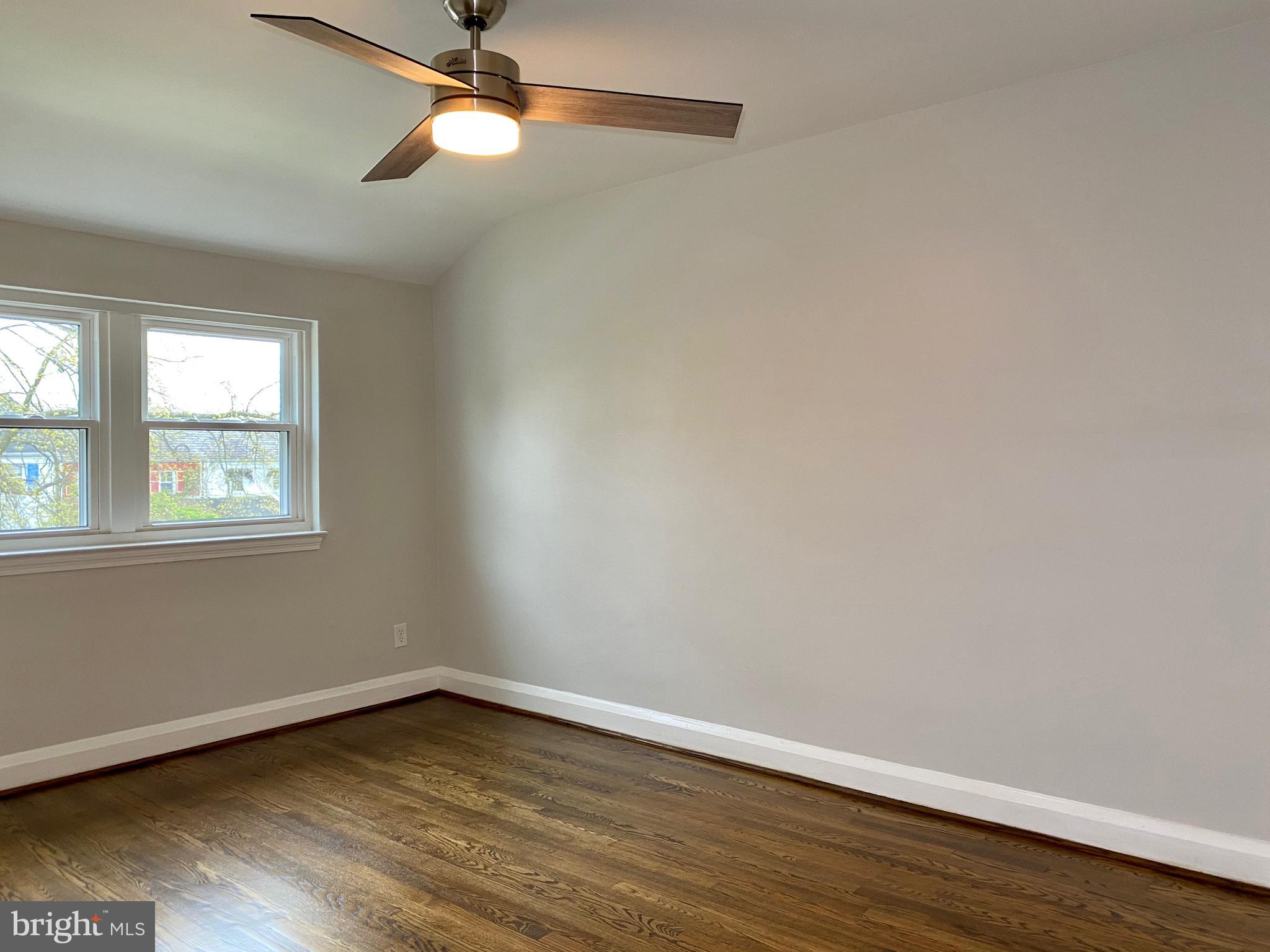 258 RIDGE AVENUE